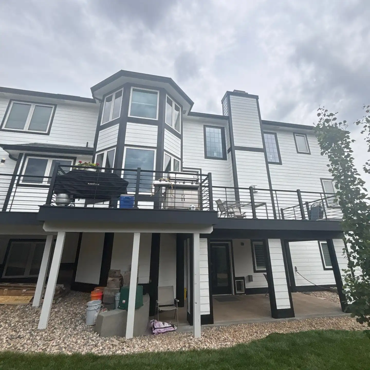 Exterior House Painting 13 Top-Rated Exterior Commercial Painting Services 2024